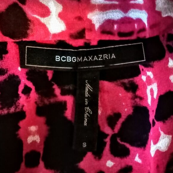 BCBG MaxAzria Logan Red White Blue Silk Asymmetrical Top - Picture 4 of 5